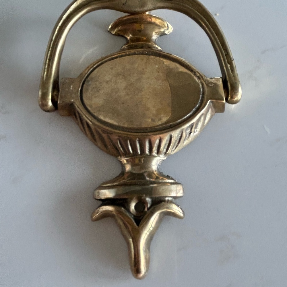 Vintage Gold Brass Door Knocker Made in Taiwan 4 x 6 in - Picture 3 of 4